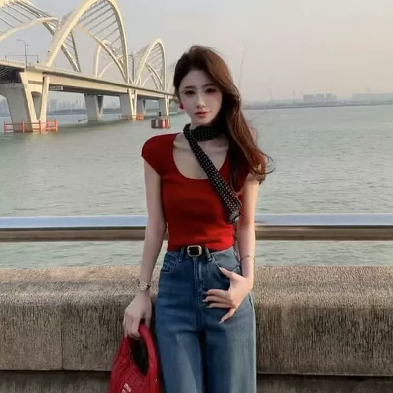 빨간색 u 칼라 반팔 니트 스웨터 여성 여름 몸매 가꾸기 슬림해 보이는 밝은 품격 관대 한 작은 셔츠 고유 한 아름다운 맨위 이미지 5