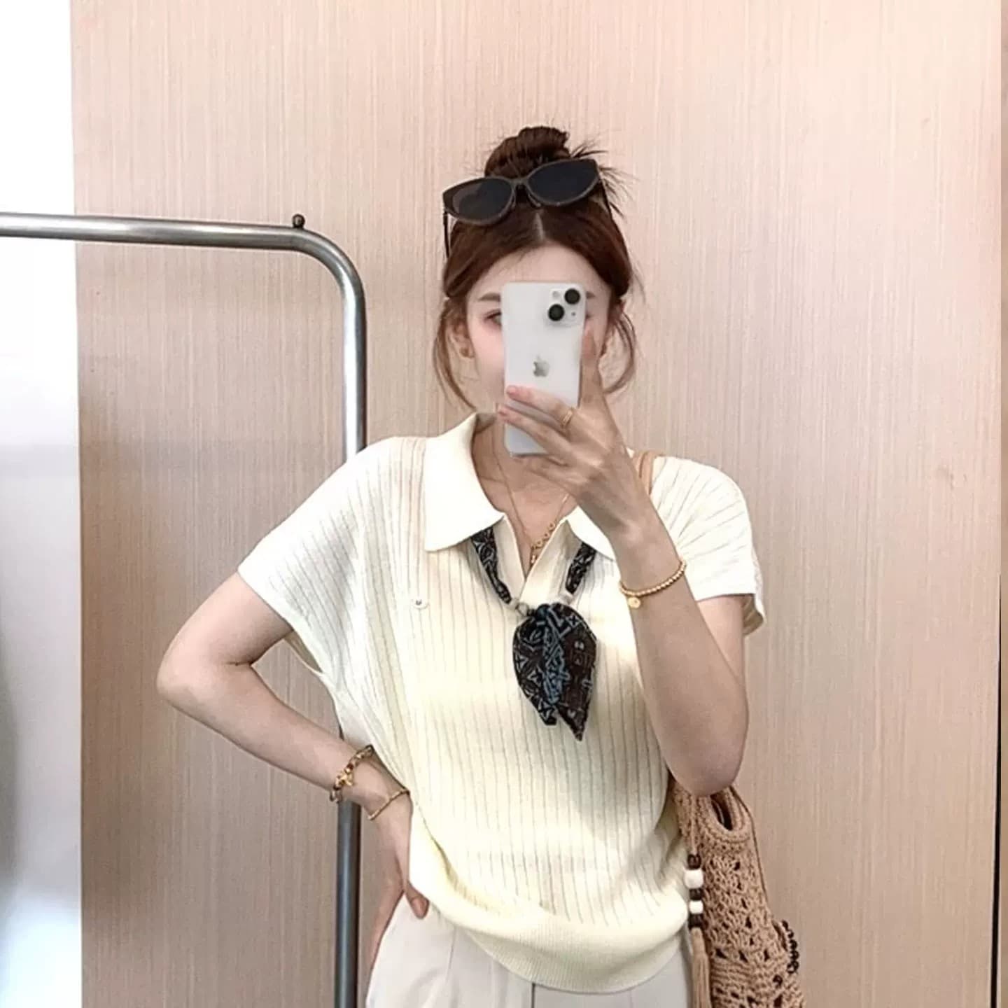 한 부서 POLO 칼라 비즈 스카프 반팔 니트 스웨터 여성 여름 루즈핏 슬림해 보이는 다용도 고급 센스 캐주얼 맨위 이미지 2