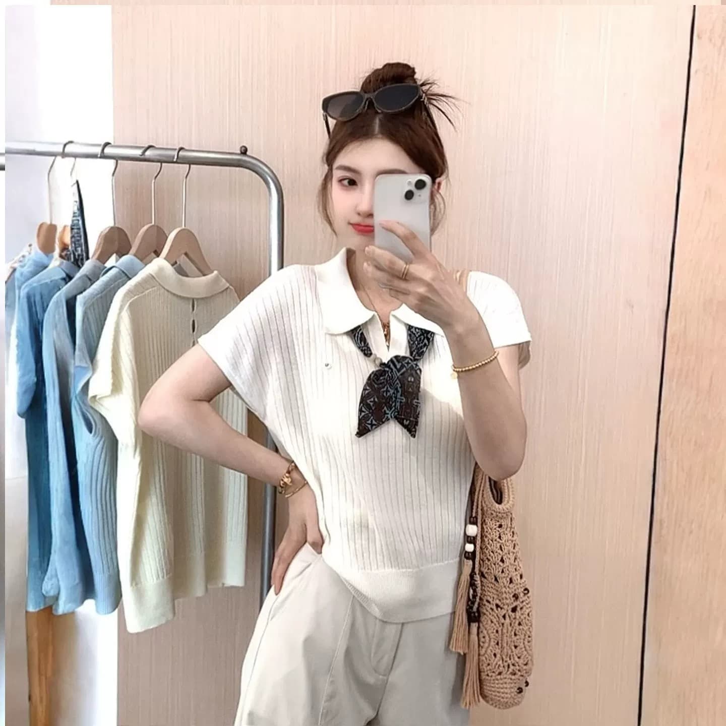 한 부서 POLO 칼라 비즈 스카프 반팔 니트 스웨터 여성 여름 루즈핏 슬림해 보이는 다용도 고급 센스 캐주얼 맨위 이미지 3