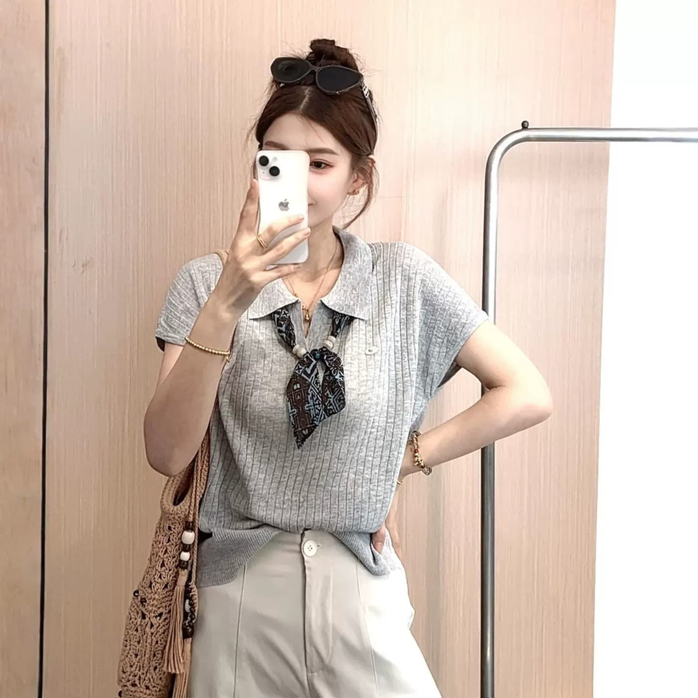 한 부서 POLO 칼라 비즈 스카프 반팔 니트 스웨터 여성 여름 루즈핏 슬림해 보이는 다용도 고급 센스 캐주얼 맨위 상세 이미지 5