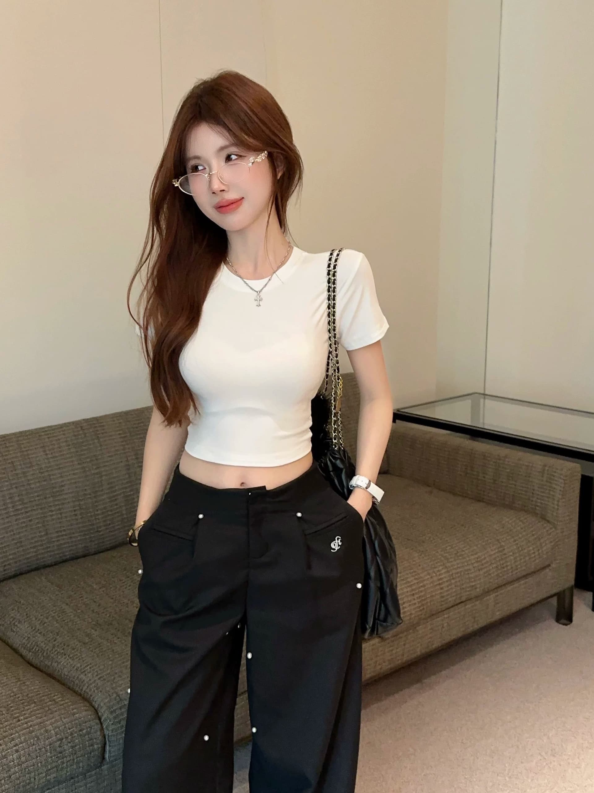 검정색 반팔 티셔츠 여성 여름 몸매 가꾸기 슬림해 보이는 이슬 뼈의 뒤로 펌프 로프 디자인 센스 맨위 미니멀리즘 다용도 얇은 스타일 상세 이미지 3