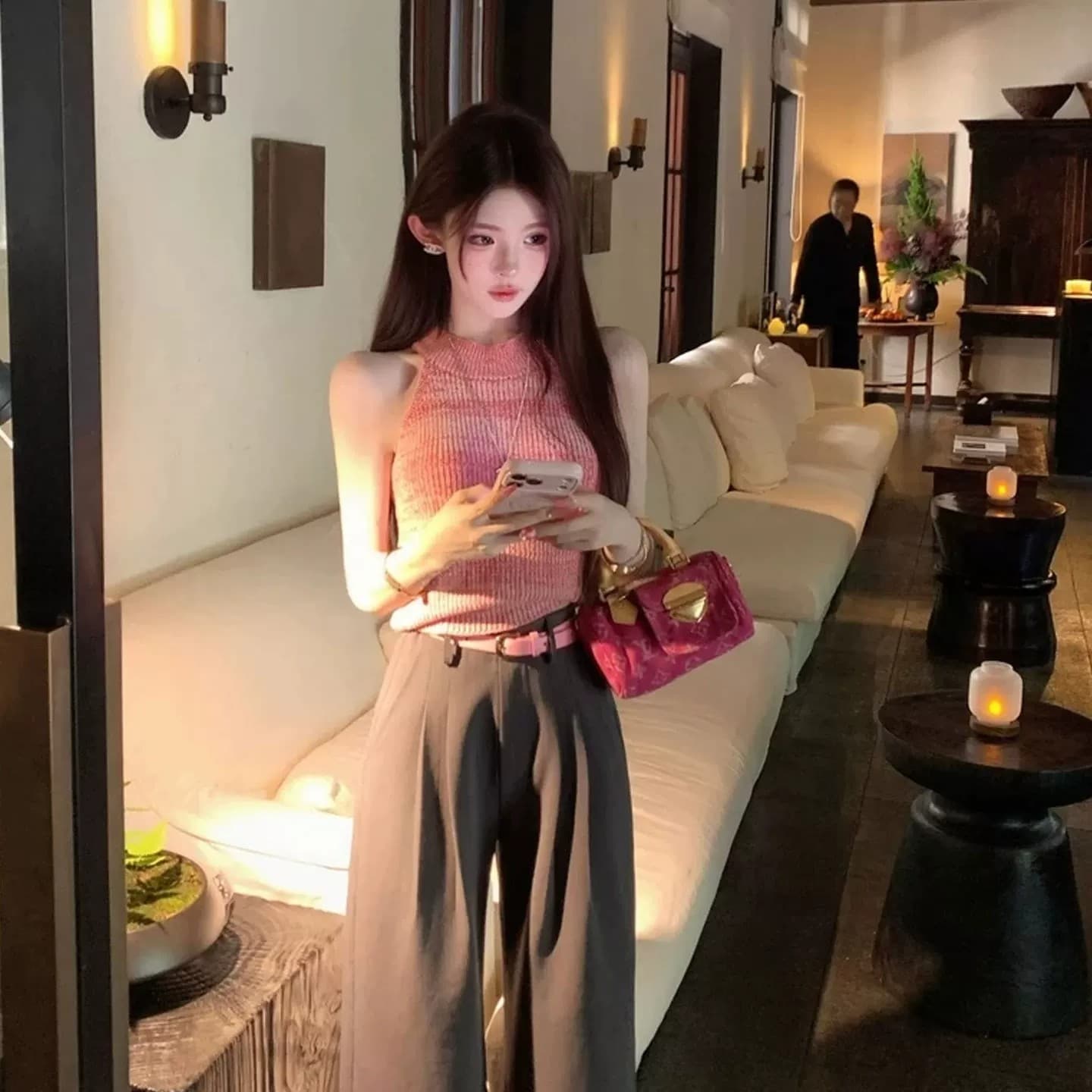 섹시함 바람 핑크색 행침 목 니트 조끼 여성 여름 몸매 가꾸기 슬림해 보이는 디자인 센스 슈퍼 잘 생긴 민소매 짧은 맨위 상세 이미지 4