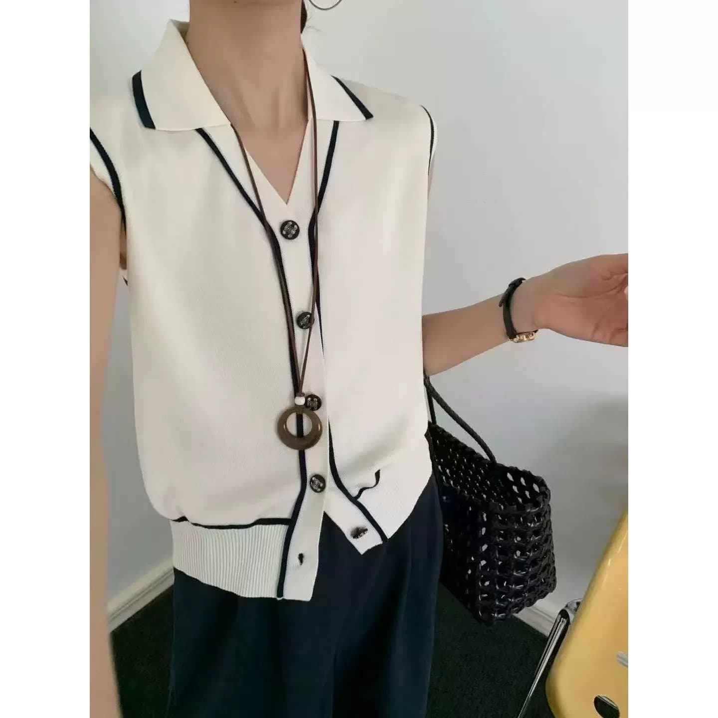 한 부서 학원 스타일 배색 V넥 니트 오픈 가디건 여성 여름 외출용 슬림해 보이는 고급 센스 폴로 칼라 민소매 맨위 얇은 상세 이미지 2