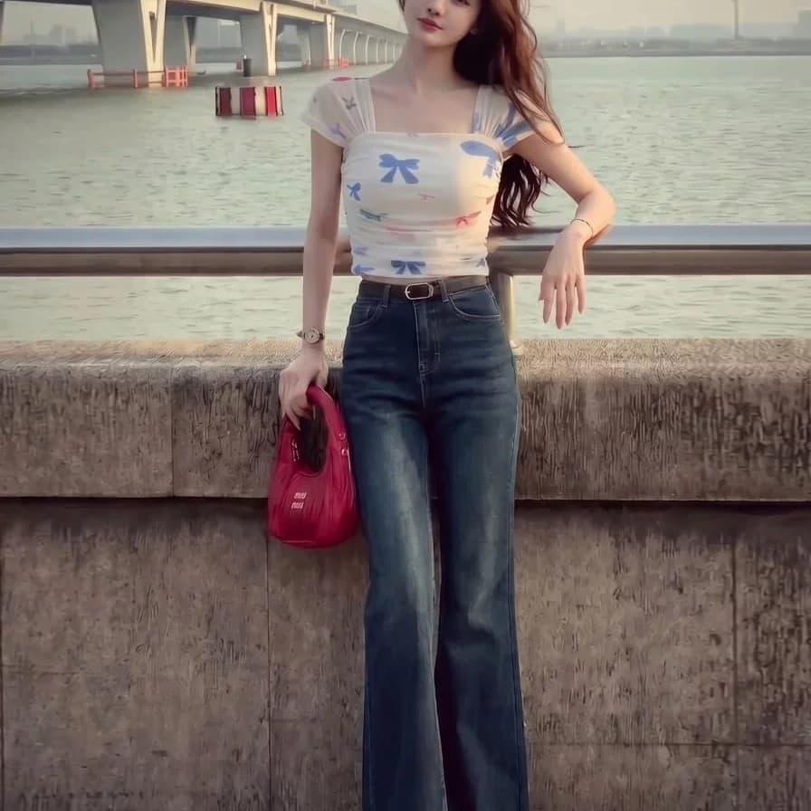 나비 매듭 프린트 반팔 티셔츠 여성 여름 얇은 스타일 디자인 센스 슬림해 보이는 몸매 가꾸기 섹시함 고유 한 작은 대중 짧은 맨위 이미지 2