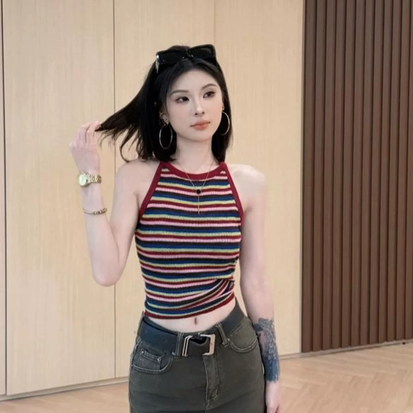 디자인 센스 작은 대중 V넥 행침 목 니트 캐미솔 여름 배색 스트라이프 몸매 가꾸기 슬림해 보이는 핫걸 바람 맨위 이미지 2