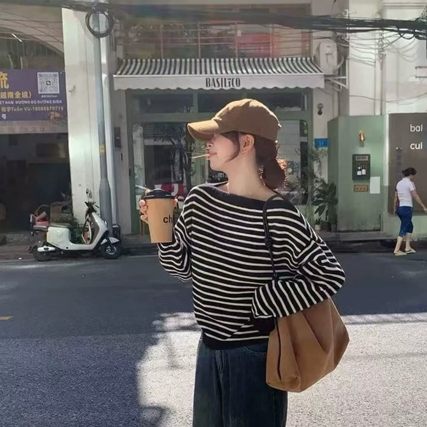 한 부서 착용 가져 가라. 배색 스트라이프 오프숄더 스웨터 여자 조기 가을 새로운 고급 센스 루즈핏 슬림해 보이는 니트 맨위 이미지 4