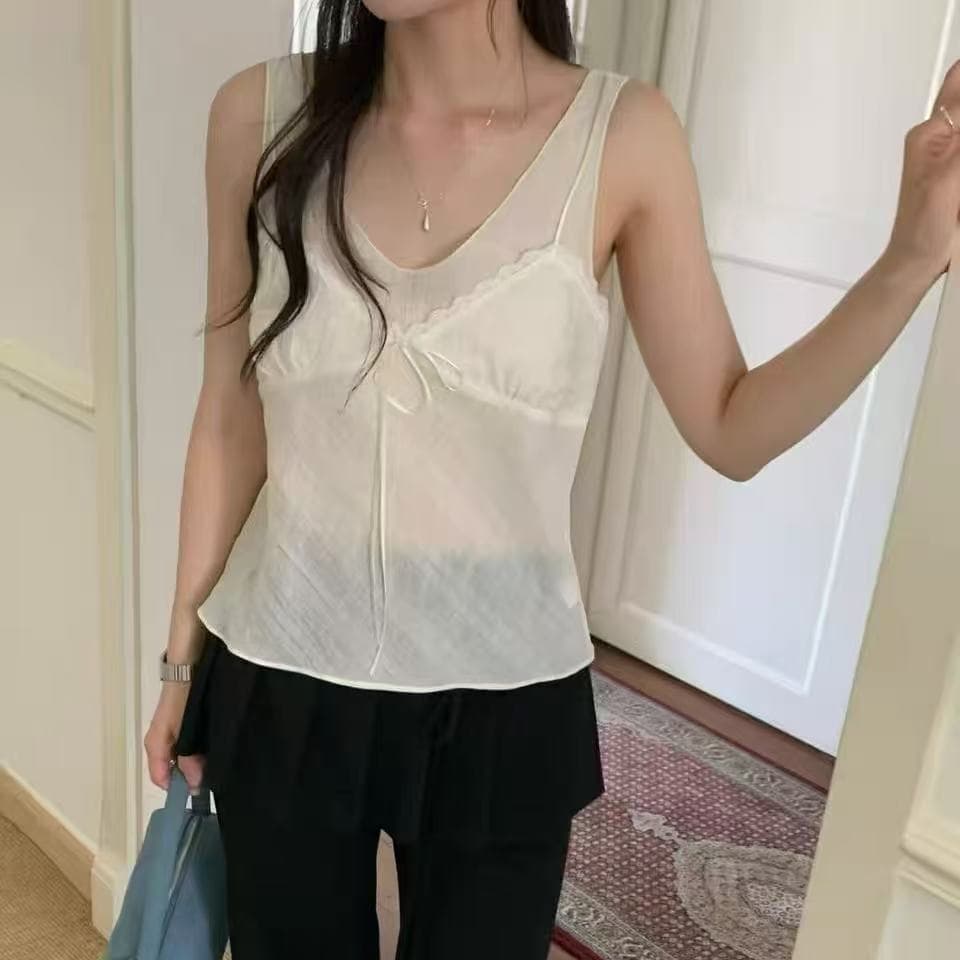 작은 섹시함 인사이드 가져 가라. 주름 질감 센스 캐미솔 망사 스택 착용 V넥 패치워크 슬립 페이크 레이어드 조끼 상세 이미지 4