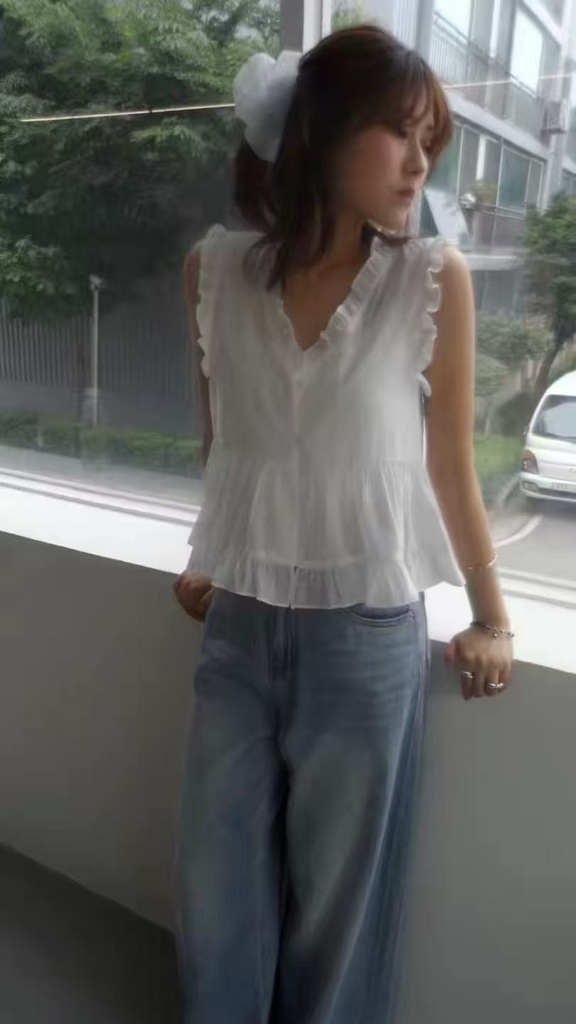 달콤함 레이스 쉬폰 조끼 셔츠 얇고 가벼운 디자인 귀여운 맨위 작은 레이스 셔츠 V넥 민소매 여성 상세 이미지 4