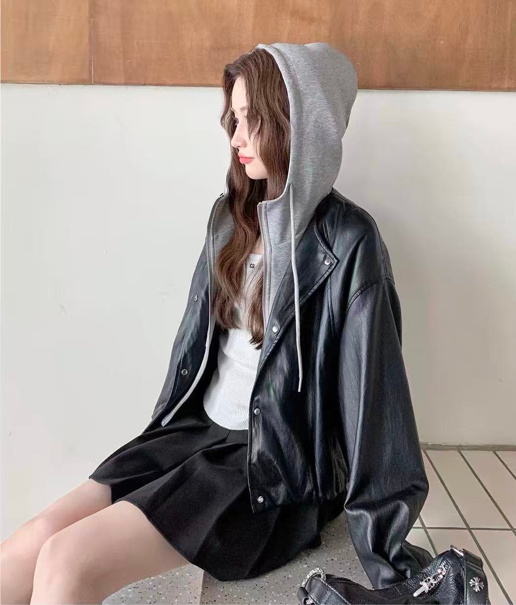 후드 패치워크 PU 가죽 외투 셔츠 재킷 배색 페이크 레이어드 새로운 독립적 인 캐주얼 오토바이 가죽 자켓 짧은 외투 상세 이미지 7