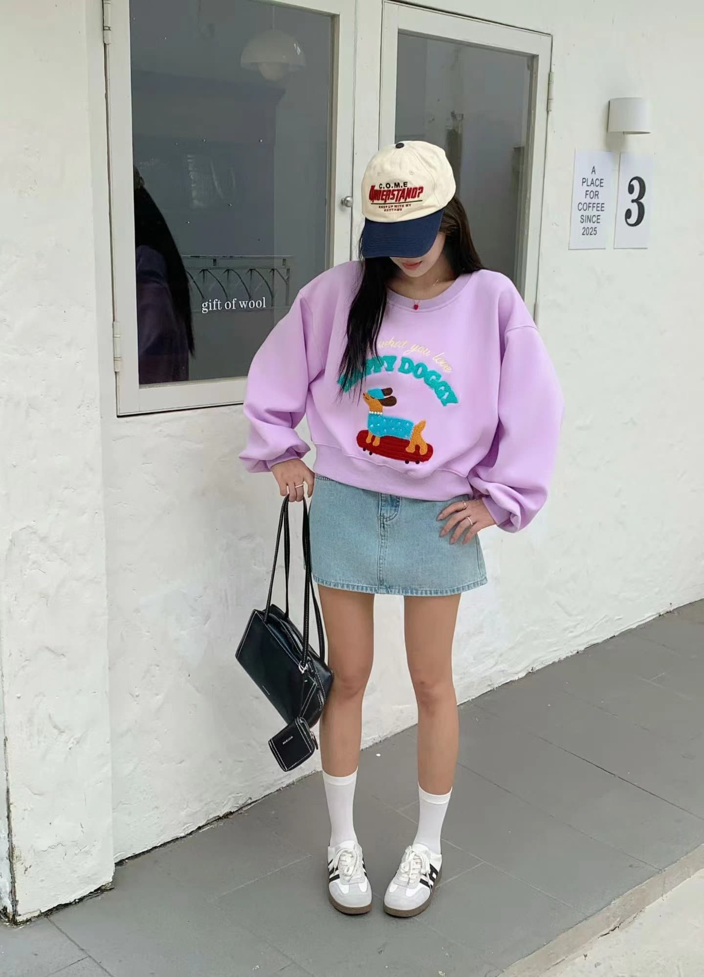 자수 수건 개 가을 의상 다용도 만화 연령 감소 루즈핏 긴팔 풀오버 스웨트셔츠 라운드 넥 미니멀리즘 슬림해 보이는 기본 셔츠 상세 이미지 1