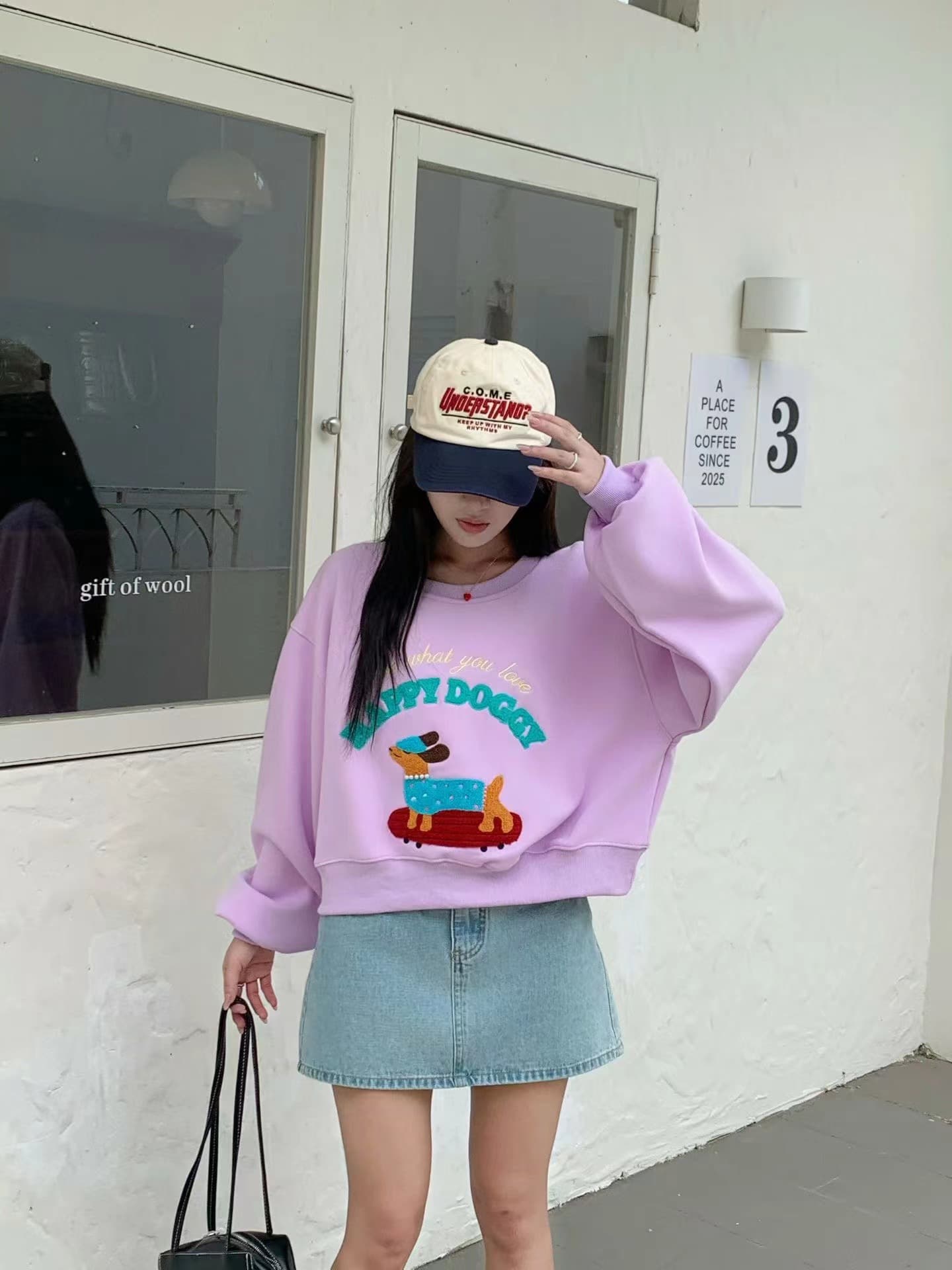 자수 수건 개 가을 의상 다용도 만화 연령 감소 루즈핏 긴팔 풀오버 스웨트셔츠 라운드 넥 미니멀리즘 슬림해 보이는 기본 셔츠 상세 이미지 3