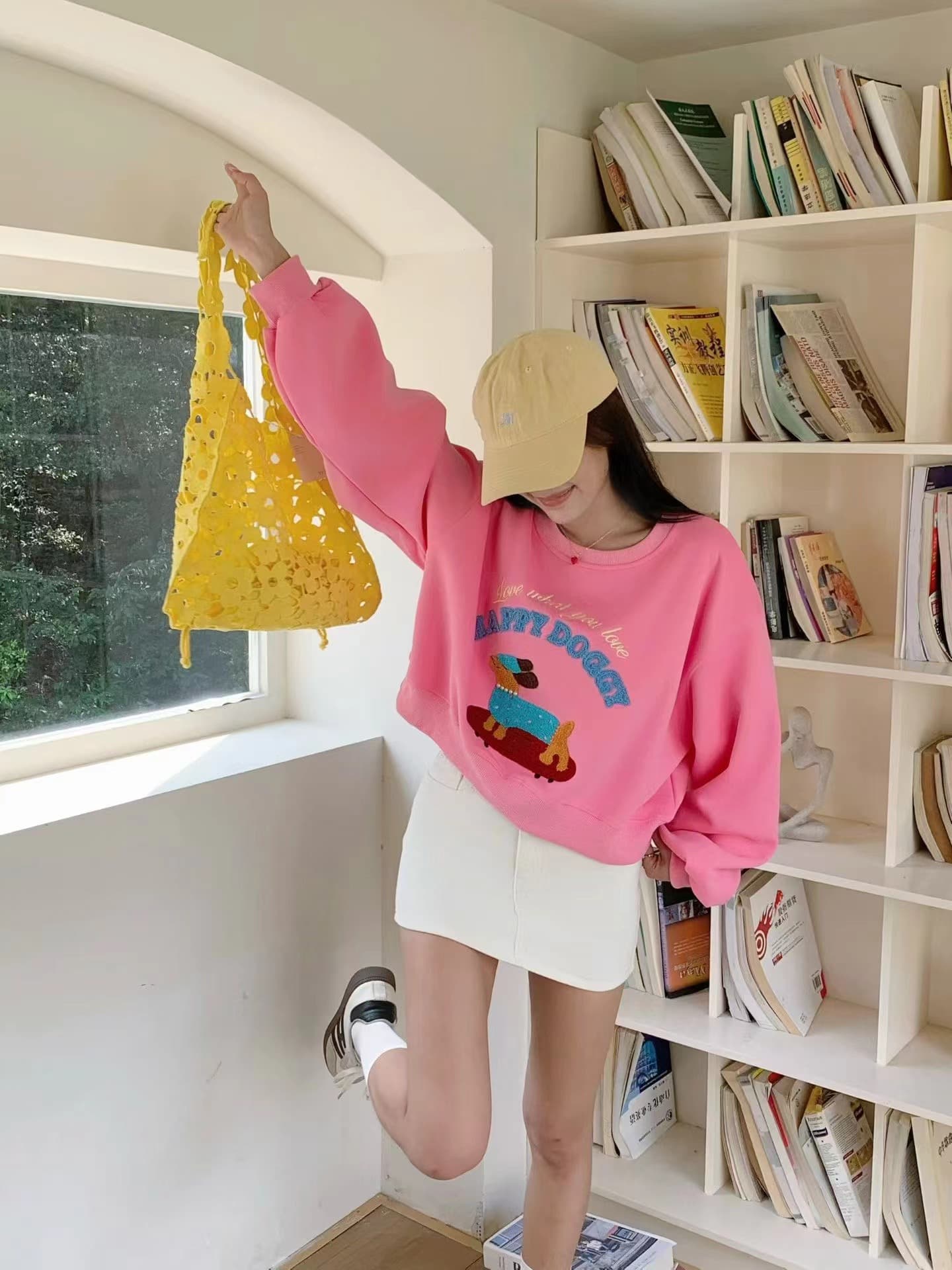 자수 수건 개 가을 의상 다용도 만화 연령 감소 루즈핏 긴팔 풀오버 스웨트셔츠 라운드 넥 미니멀리즘 슬림해 보이는 기본 셔츠 상세 이미지 4