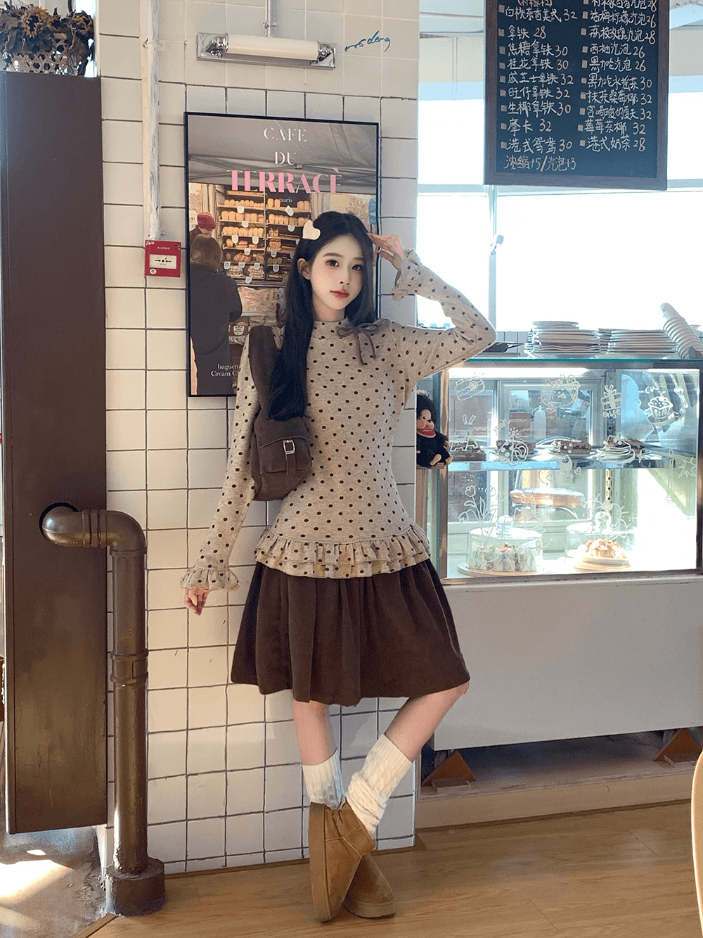 재고 있음 실사 봄 가을 레트로 도트 무늬 나비 매듭 레이스 몸매 가꾸기 슬림해 보이는 인사이드 가져 가라. 기본 셔츠 여성 셔츠 상세 이미지 6