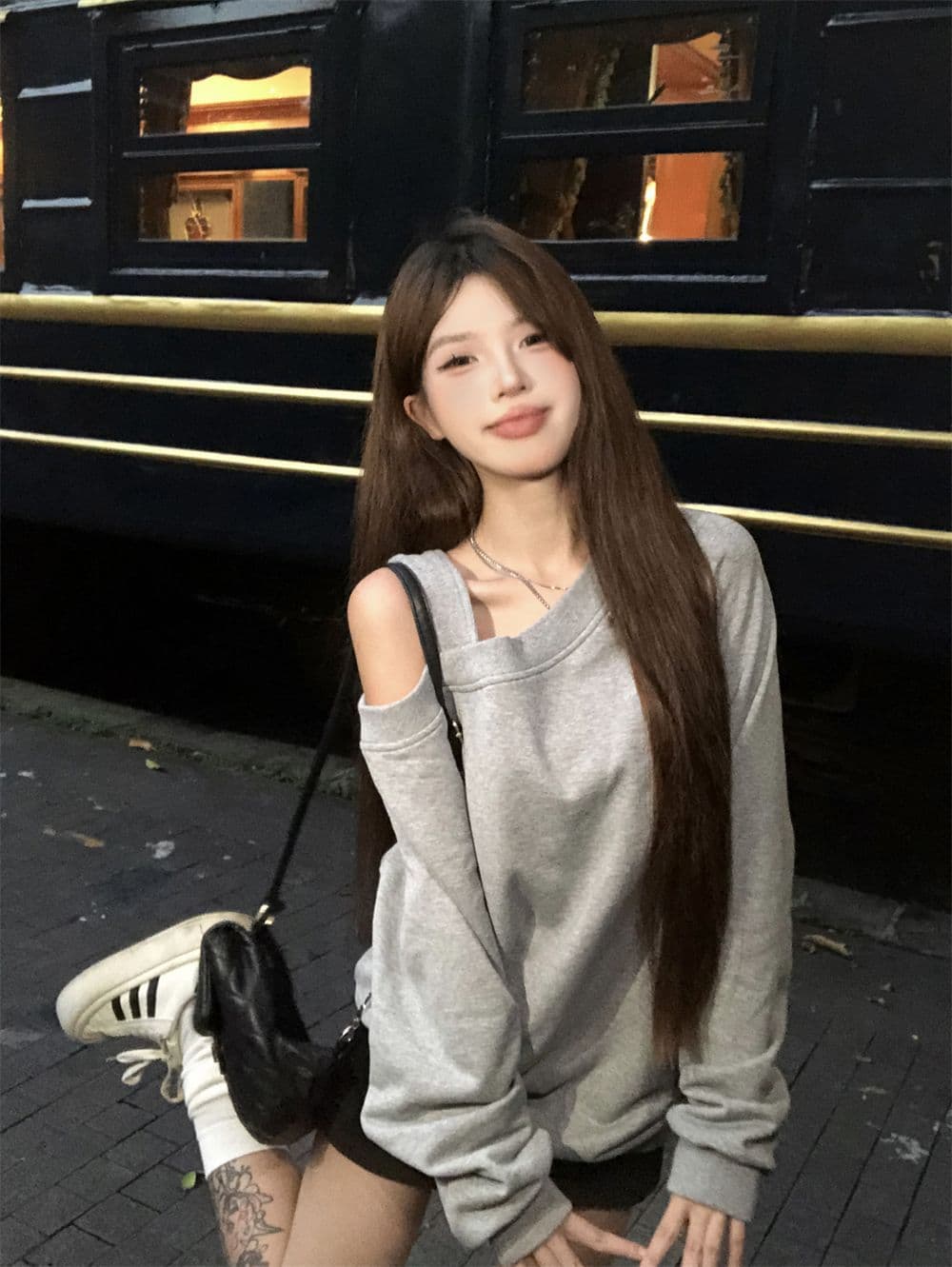 2026 한국 대외 무역 후아 면 복합 느긋한 바람 오프숄더 긴팔 슬림해 보이는 Chic 비스듬한 어깨 의류 상세 이미지 7