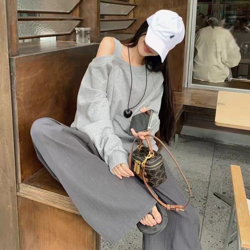 2026 한국 새로운 후아 면 복합 단색 느긋한 바람 오프숄더 긴팔 슬림해 보이는 Chic 비스듬한 어깨 의류 이미지 5