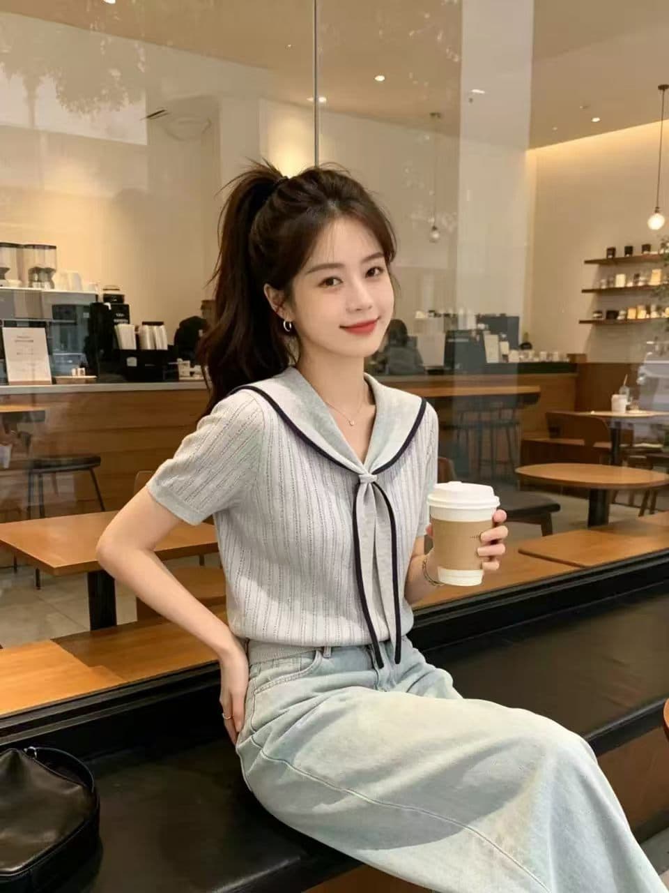 한 부서 학원 스타일 해군 칼라 레이스업 니트 스웨터 여성 2026 여름 새로운 연령 감소 슬림해 보이는 품격 반팔 맨위