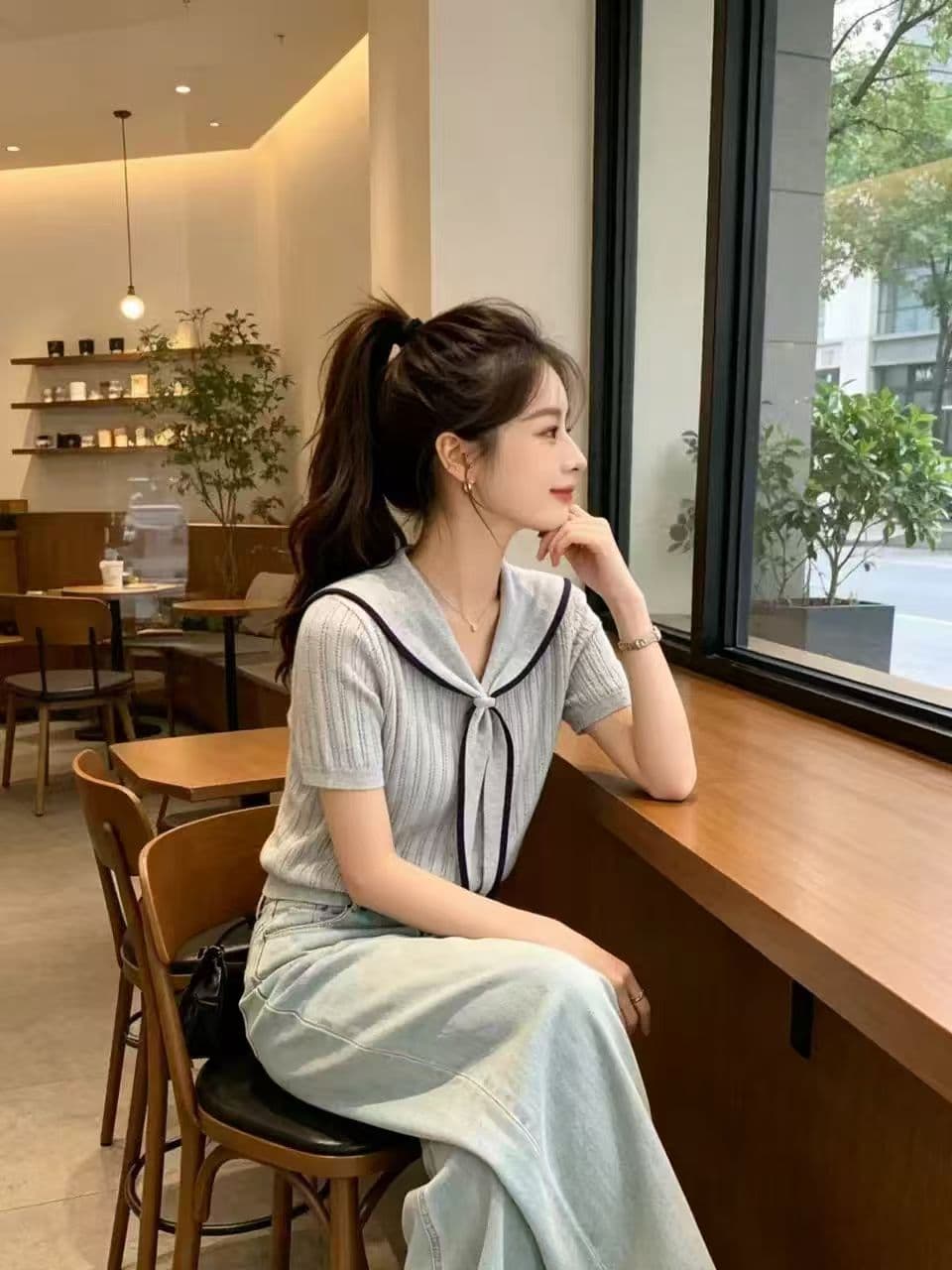 한 부서 학원 스타일 해군 칼라 레이스업 니트 스웨터 여성 2026 여름 새로운 연령 감소 슬림해 보이는 품격 반팔 맨위 상세 이미지 7