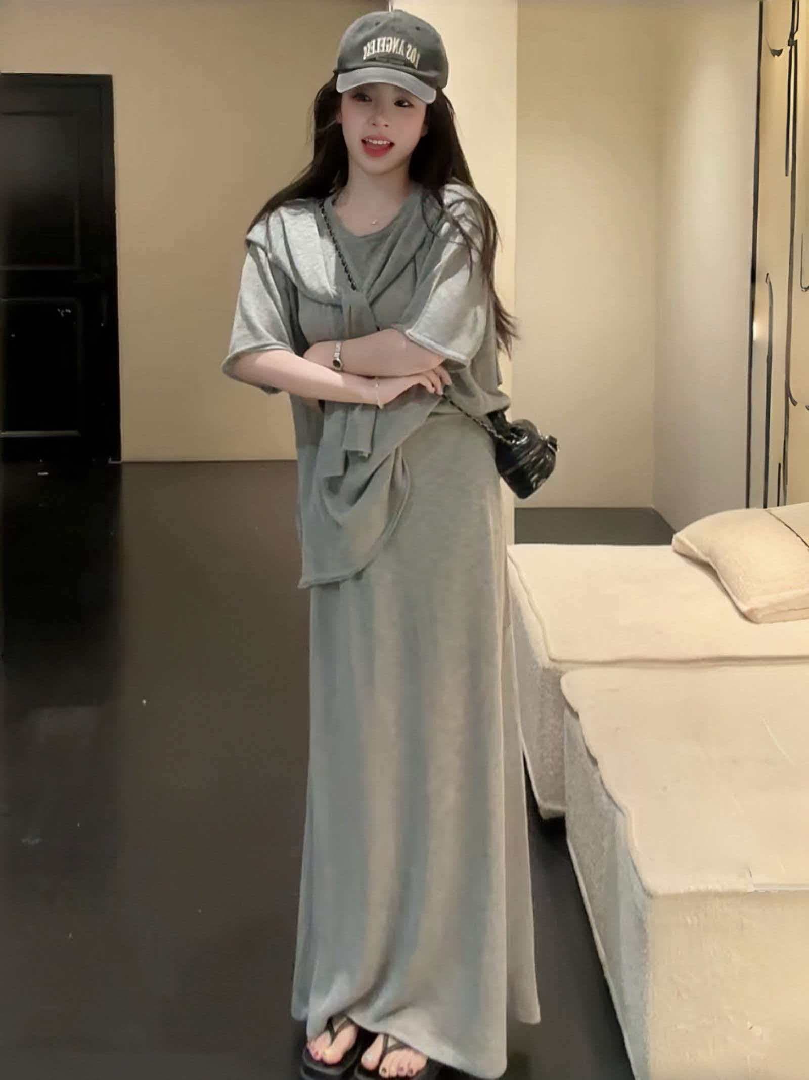 느긋한 바람 숄 티셔츠 반신 스커트 세 조각 여성 세트 여름 새로운 루즈핏 슬림해 보이는 품격 한 부서 작은 대중 세트