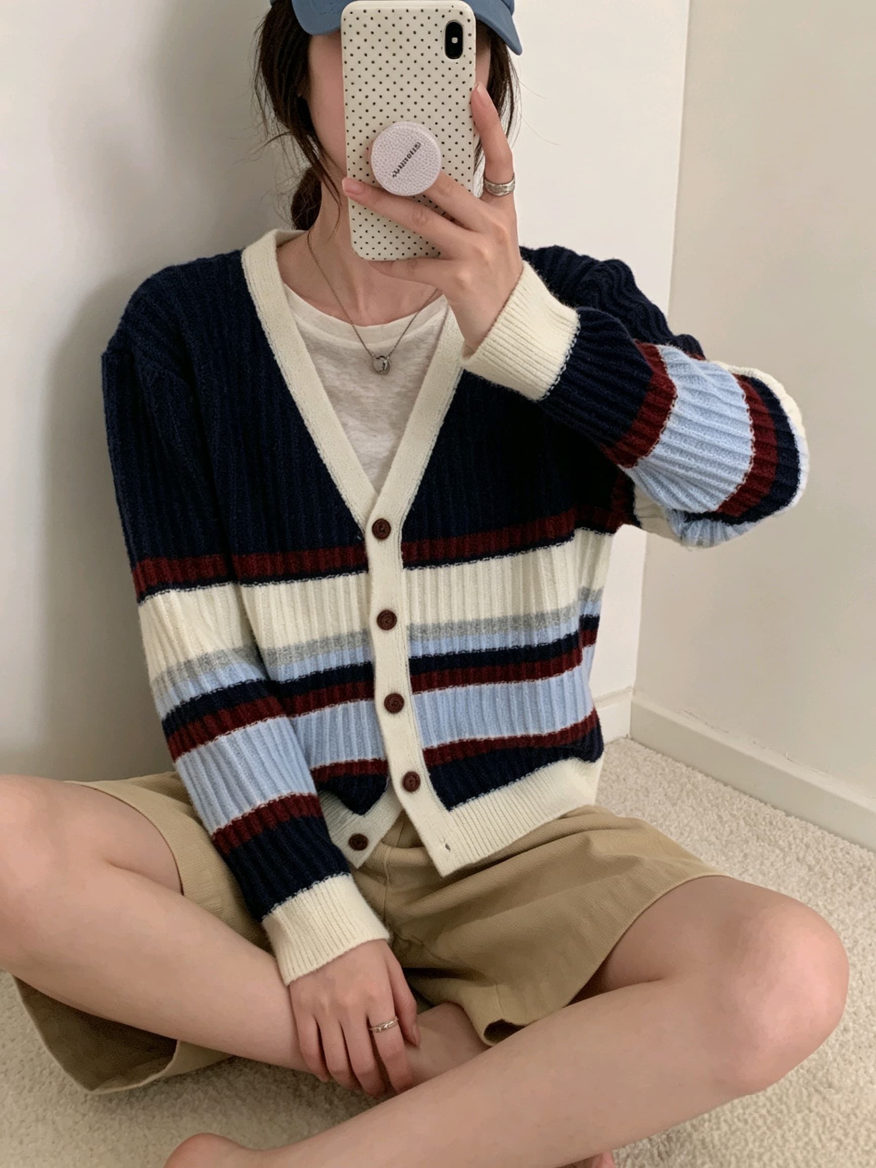 가을 겨울 새로운 V넥 양모 오픈 가디건 여성 루즈핏 한국 스타일 스트라이프 얇은 스타일 패치워크 색상 니트 스웨터 슬림해 보이는 연령 감소 외부 가져 가라. 이미지 4
