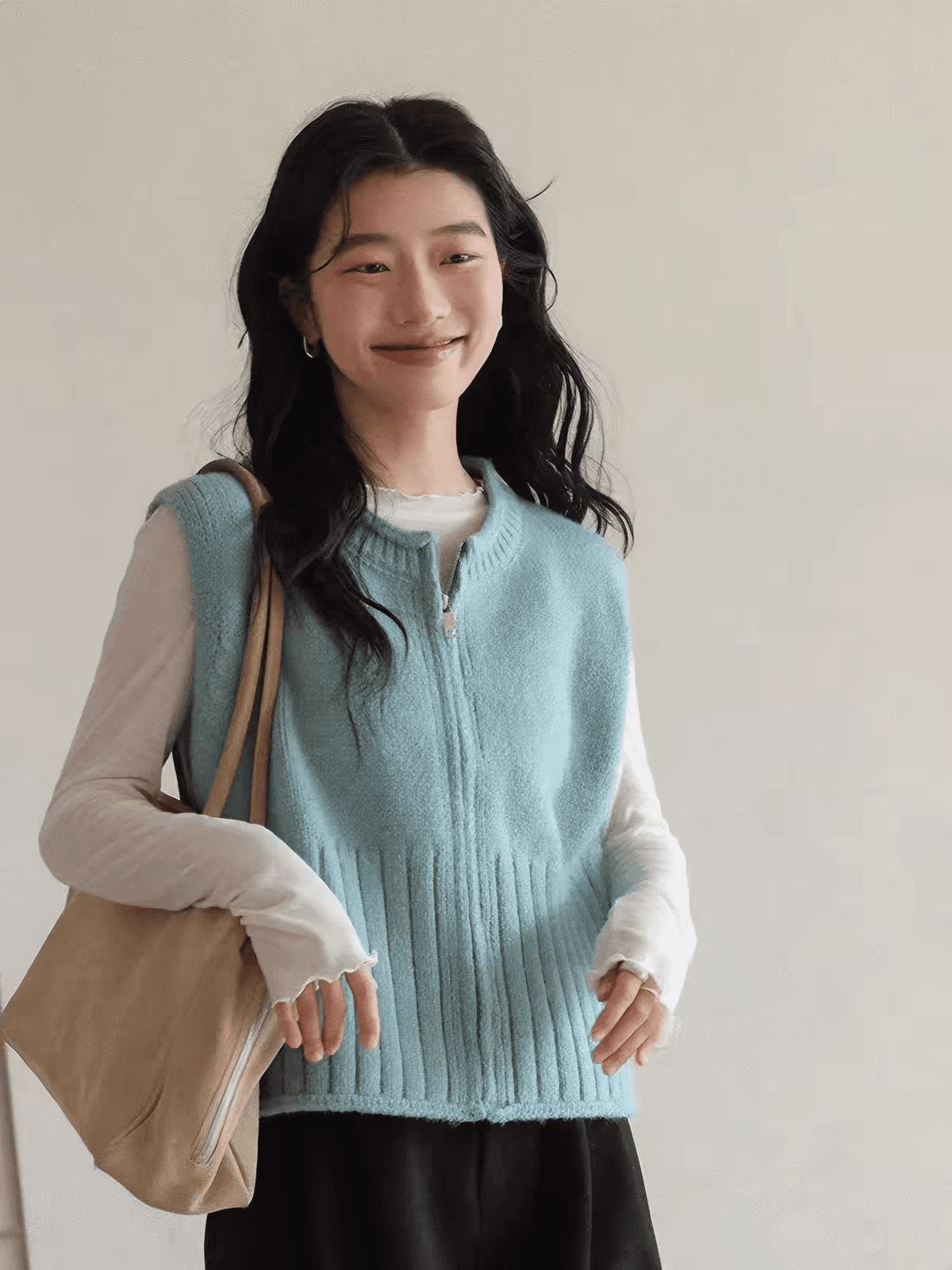 파란색 니트 지퍼 베스트 조끼 여성 2026 이른 가을 새로운 자이언트 잘 생긴 스택 착용 조끼 한 부서 외출용 맨위 이미지 2