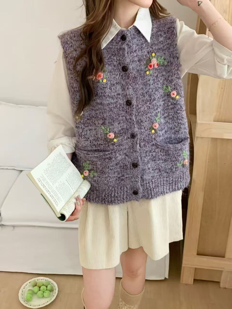 가을 겨울 부드러운 작은 대중 느긋한 분위기 센스 자수 꽃 라운드 넥 오픈 가디건 품격 레트로 조끼 여자 상세 이미지 10
