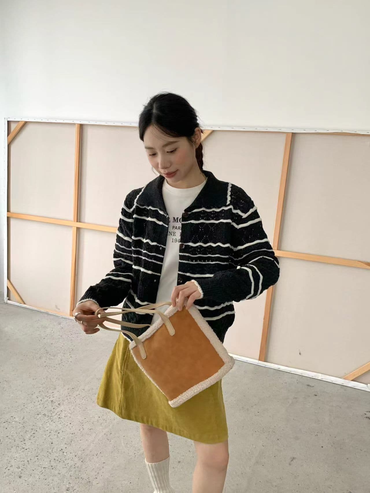 느긋한 바람 홀로우 아웃 폴로 칼라 스트라이프 니트 오픈 가디건 여성 이른 가을 새로운 루즈핏 연령 감소 디자인 센스 스웨터 코트 상세 이미지 2