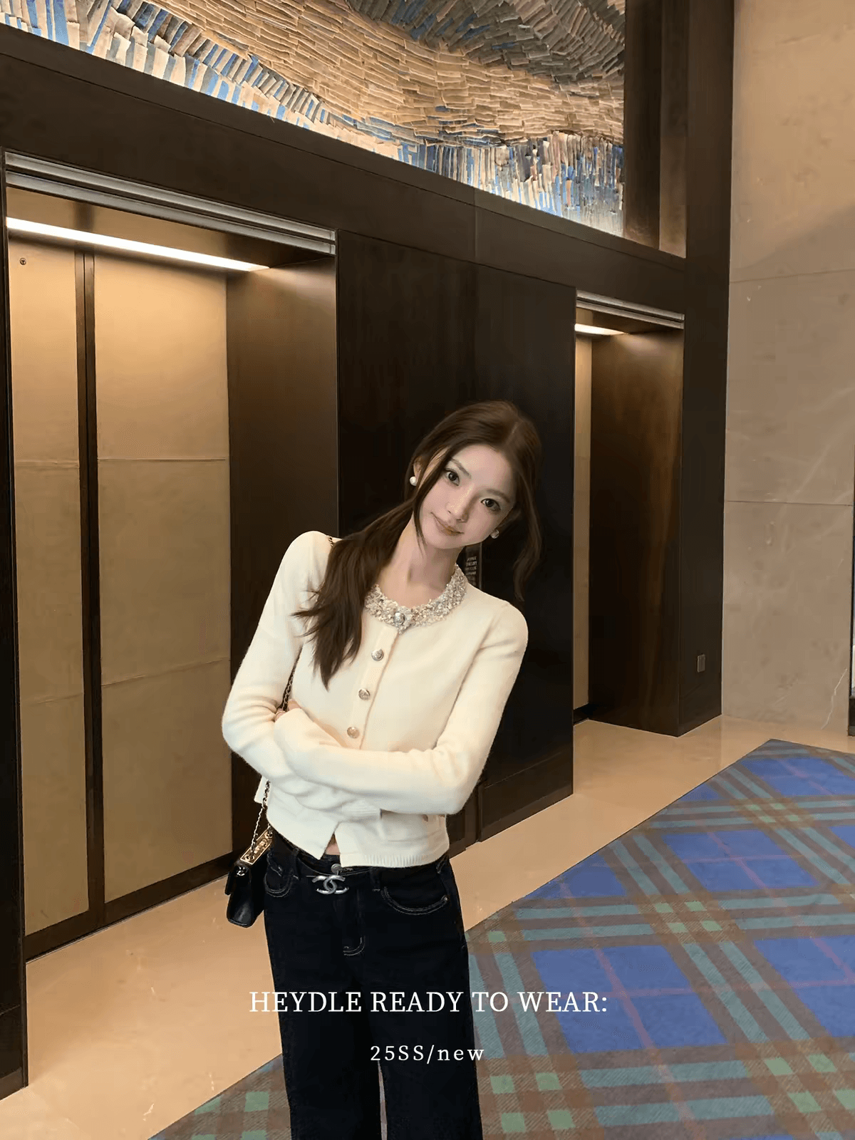 검은 콩 흠 제니 정원 꽃 실 패치워크 작은 샤넬 스타일 쇼트 스타일 스웨터 품격 라운드 넥 풀오버 니트 맨위 상세 이미지 3
