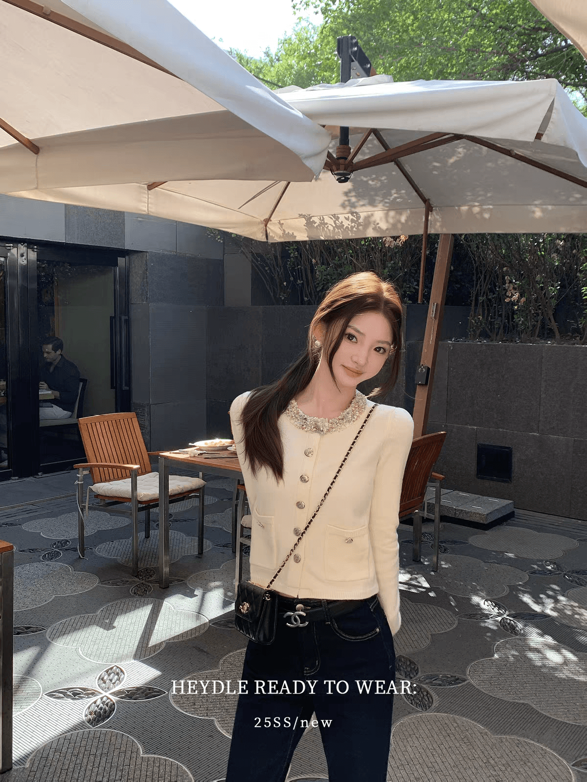 검은 콩 흠 제니 정원 꽃 실 패치워크 작은 샤넬 스타일 쇼트 스타일 스웨터 품격 라운드 넥 풀오버 니트 맨위 상세 이미지 5