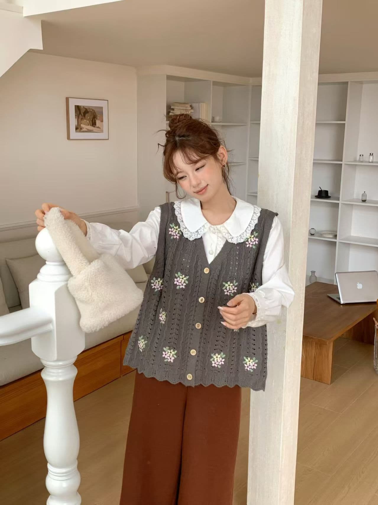 모리 소녀 달콤함 작은 청신 자수 V넥 스웨터 조끼 가을 겨울 다용도 루즈핏 니트 베스트 상세 이미지 3
