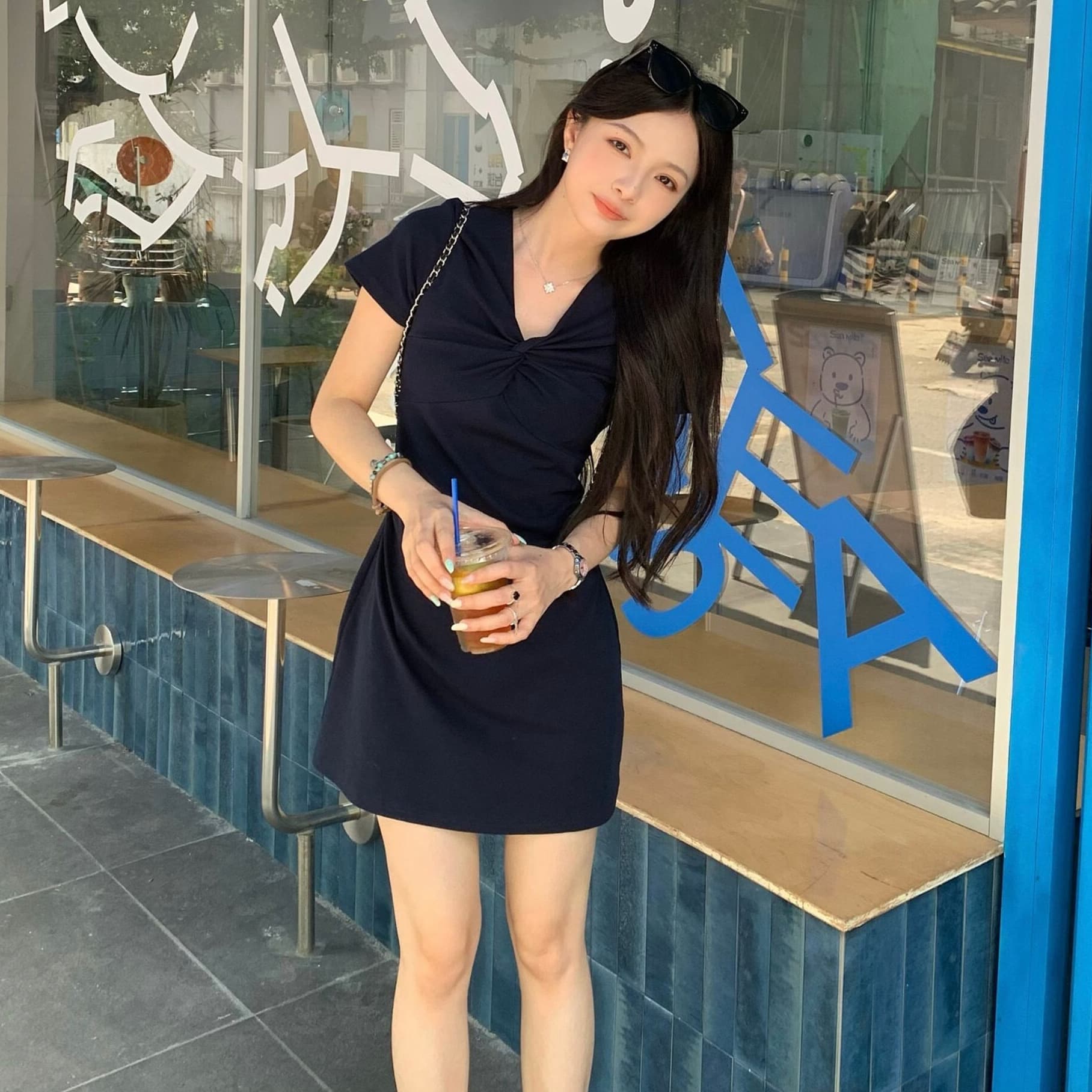 260 그램 사람들 면 2026 봄 새로운 레트로 비틀림 V넥 허리 수축 몸매 가꾸기 여성용 짧은 소매 여성 드레스 이미지 5