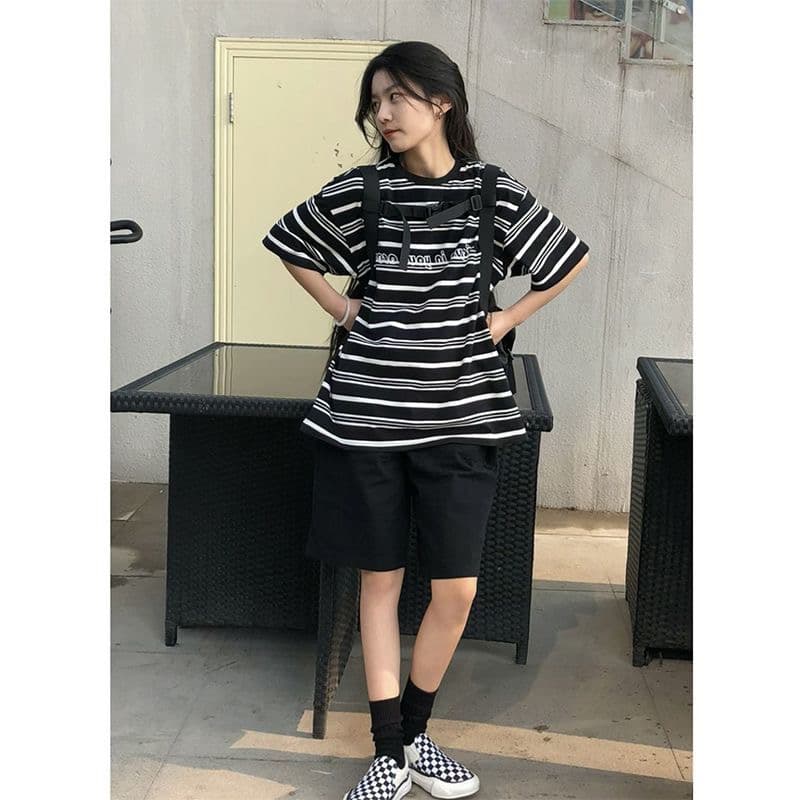 우유 실크 200그램 200 kg 빅 사이즈 스트라이프 반팔 티셔츠 여성 여름 새로운 루즈핏 반바지 투피스 슈트 상세 이미지 4