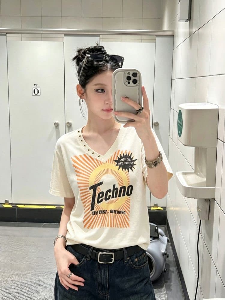 순면 대나무 마디 y2k V넥 징 프린트 반팔 티셔츠 여성 슬림해 보이는 맨위 이미지 2