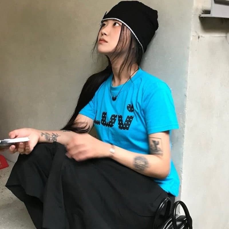 아메리칸 핫걸 프린트 도트 무늬 하트 알파벳 반팔 티셔츠 여성 여름 몸매 가꾸기 슬림해 보이는 작은 키 긍정적 인 어깨 의류 이미지 5