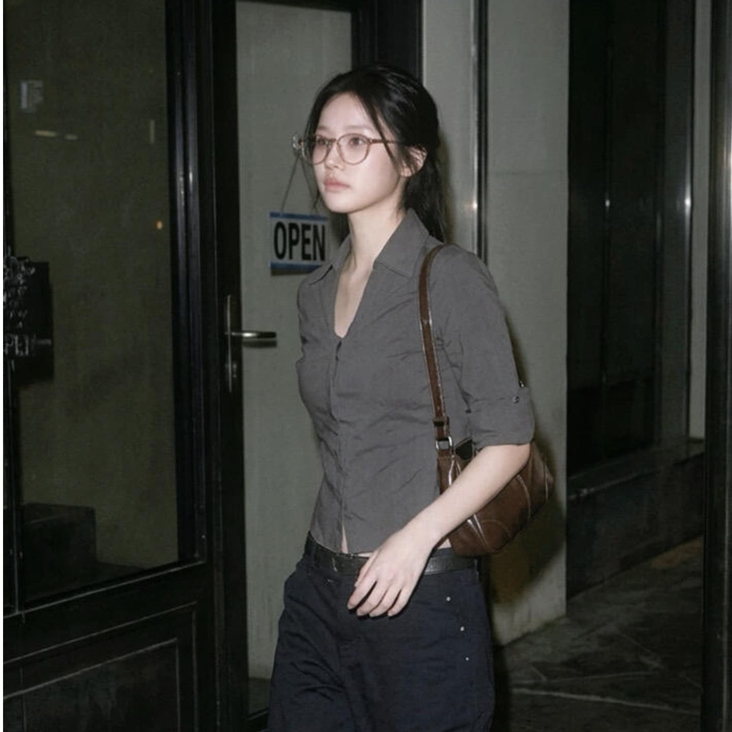 아메리칸 POLO 셔츠 V넥 중간 소매 뒤집다 접기 여성 여름 높음 지혜 센스 허리 수축 슬림해 보이는 몸매 가꾸기 맨위 여성 상세 이미지 4