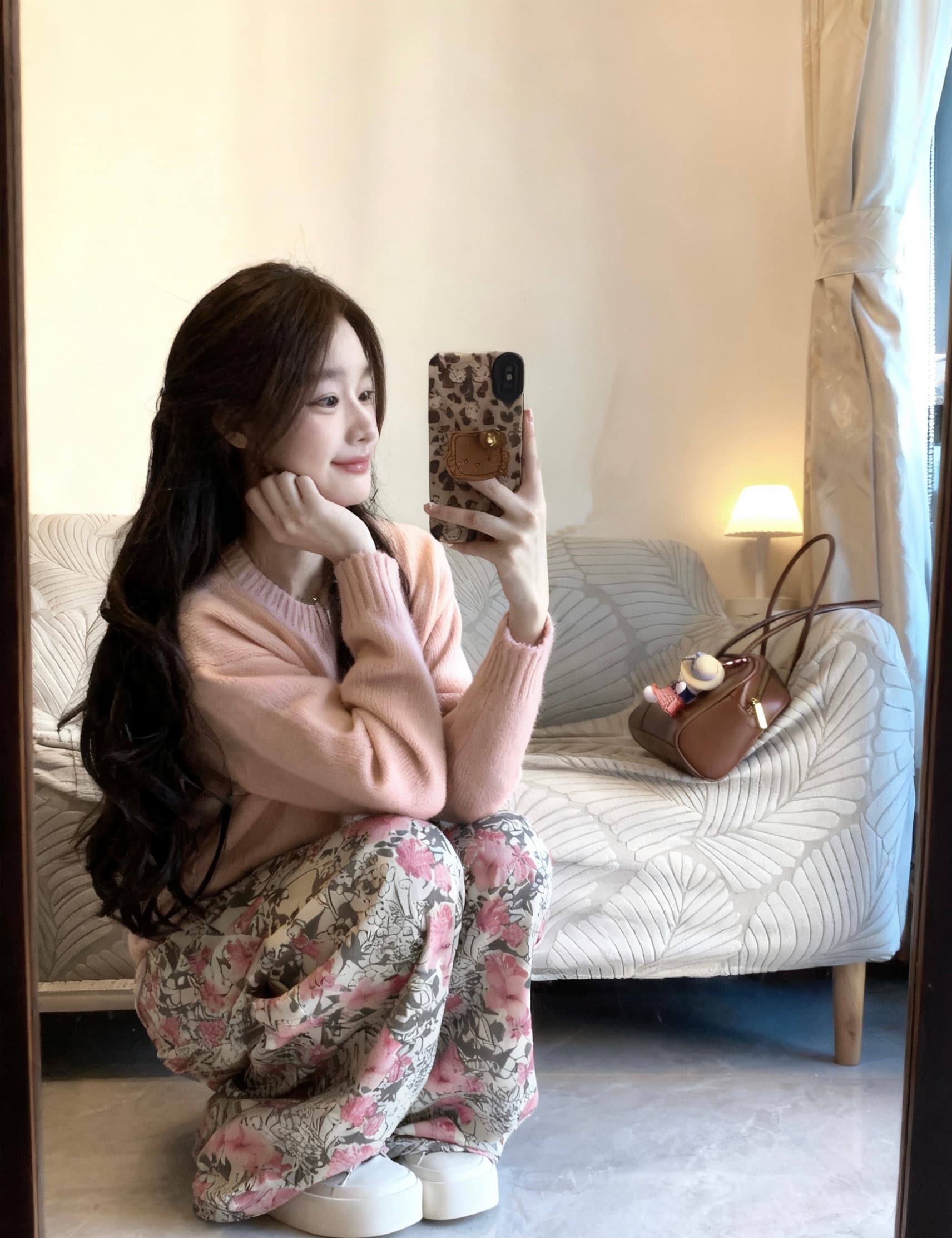 실사 정가 아메리칸 패션 슬림해 보이는 느긋한 바람 프린트 디자인 센스 캐주얼 바지 달콤함 루즈핏 스웨터 세트 이미지 3