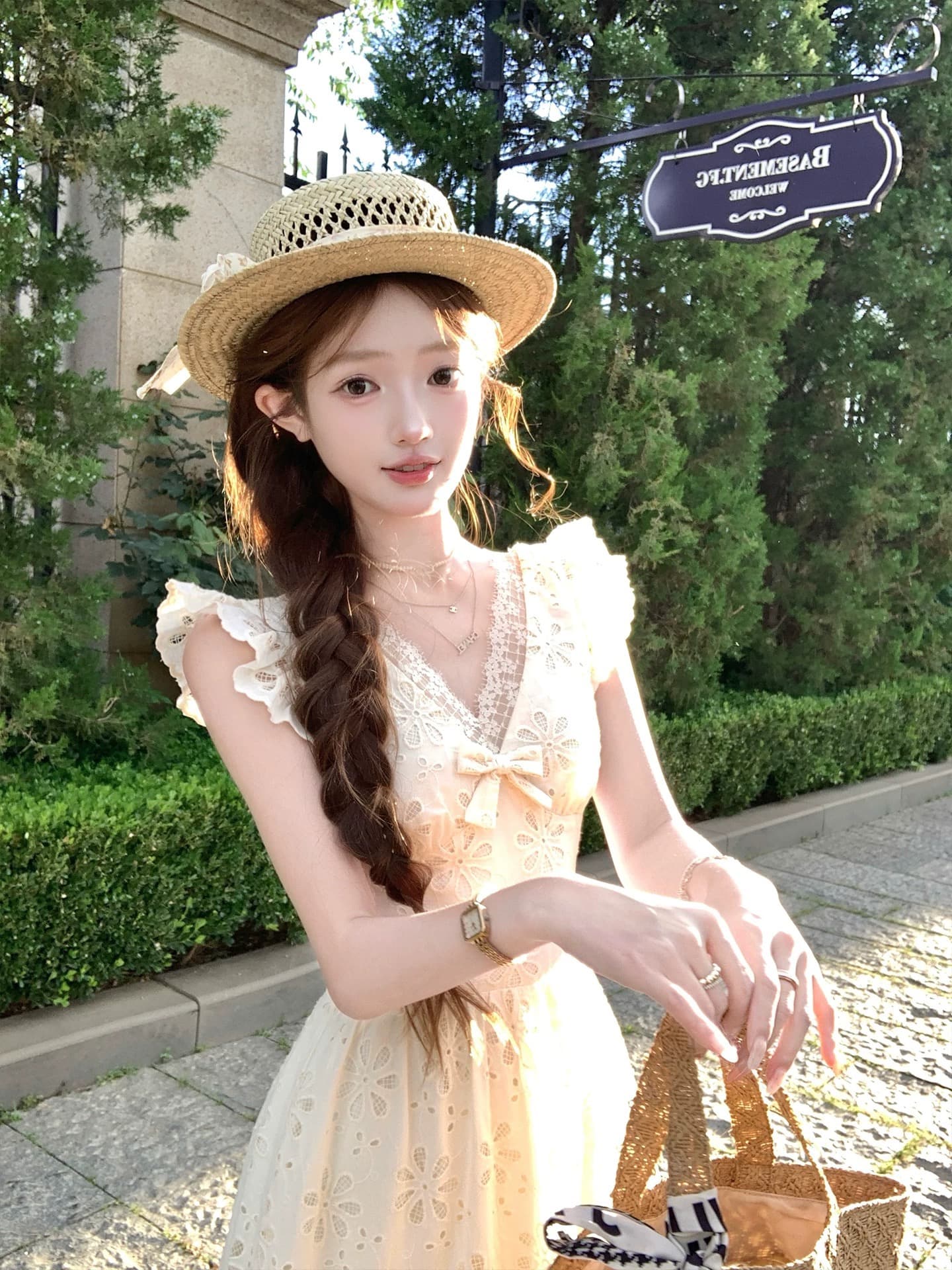 acaine 로마 정원 휴가 바람 레이스 V넥 자수 드레스 상세 이미지 5