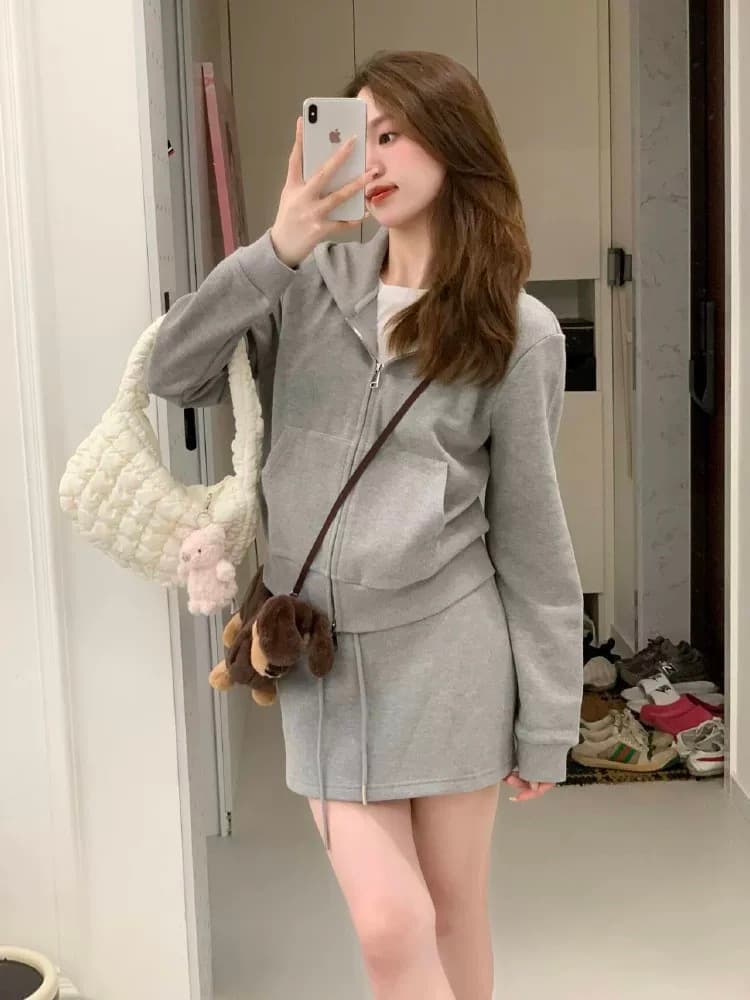 아메리칸 레트로 회색 후드티 후드 재킷 반 스커트 투피스 세트 루즈핏 슬림해 보이는 캐주얼 스포츠 슈트 여성 가을 상세 이미지 2
