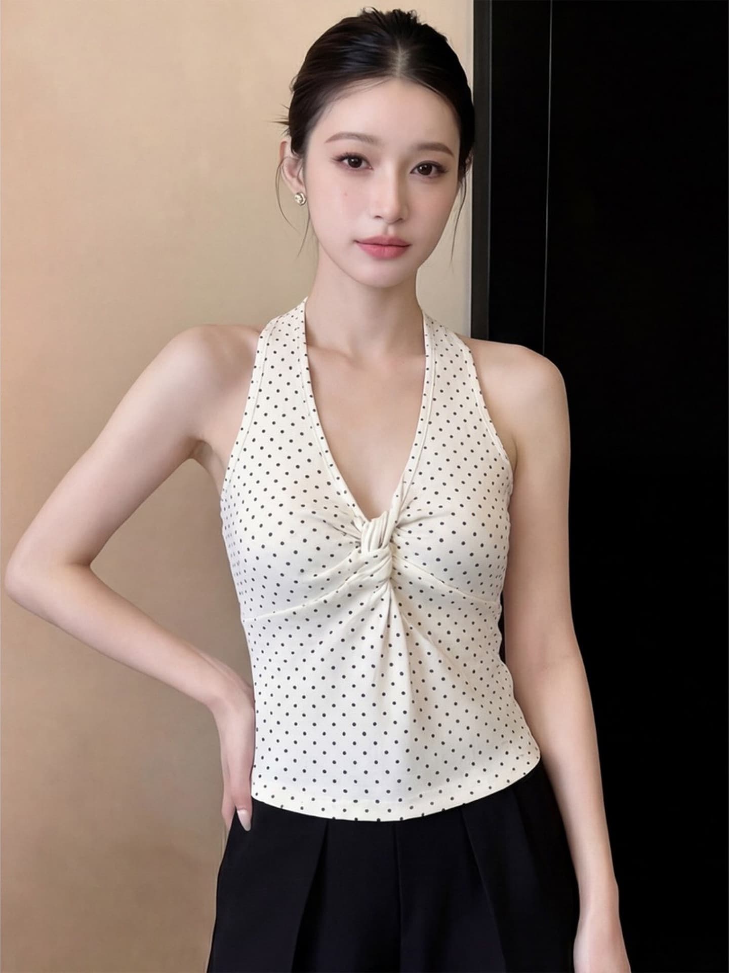 아메리칸 고급 센스 V넥 작은 조끼 여성 여름 새로운 도트 무늬 맨위