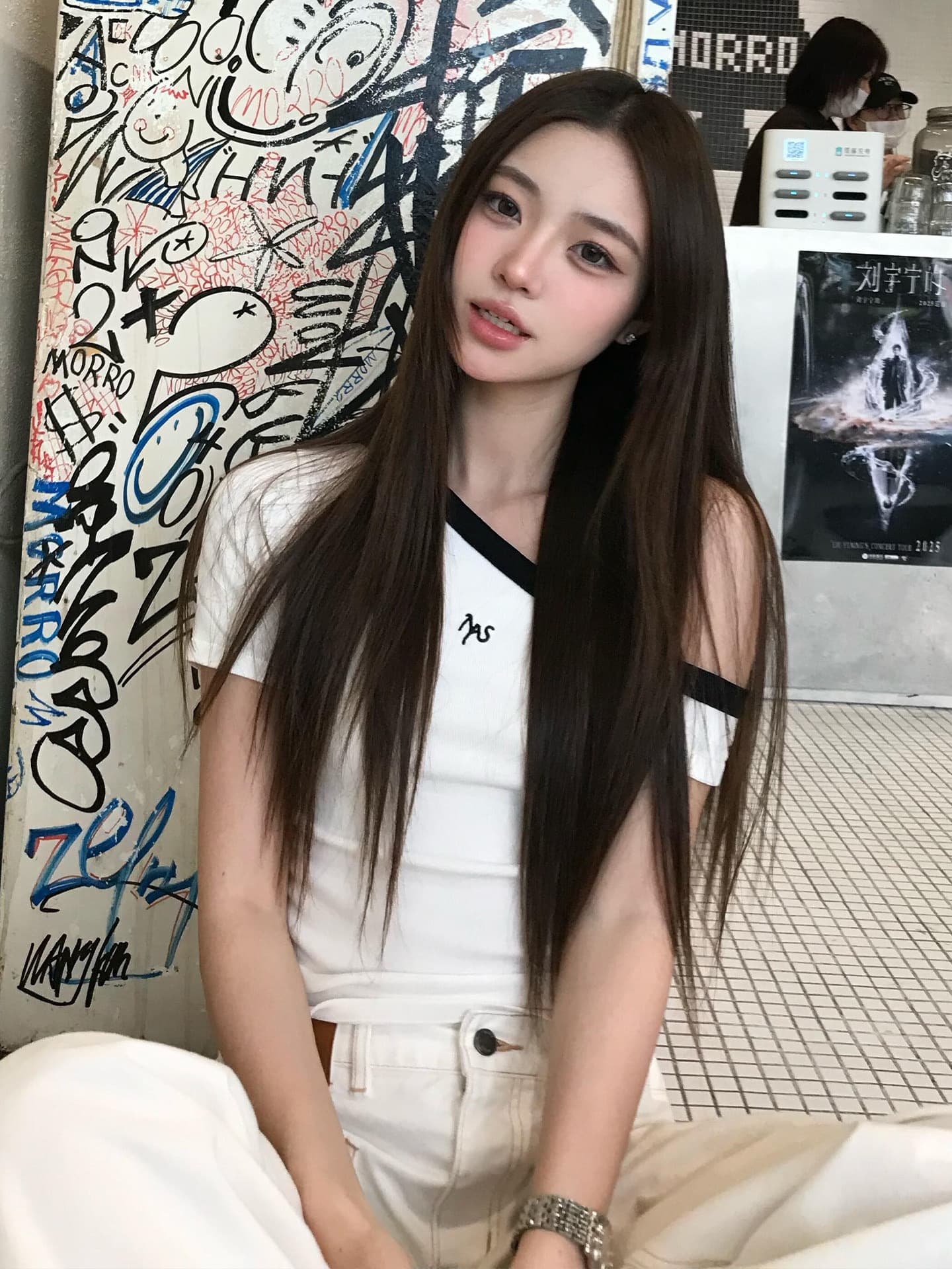 핫걸 바람이 아닙니다. 대칭 오프숄더 반팔 티셔츠 여성 여름 화이트 맨위 상세 이미지 3