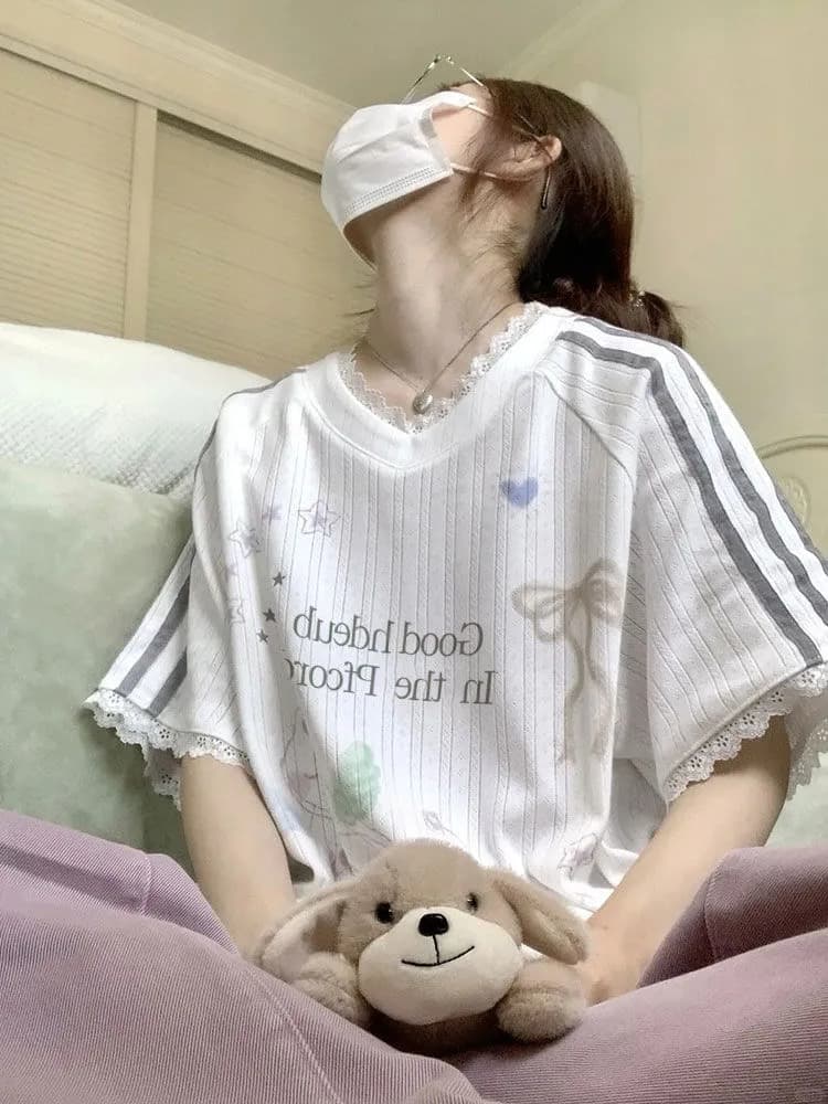광저우 원단 이후 패키지 프린트 패치워크 레이스 루즈핏 반팔 티셔츠 여성 상세 이미지 1