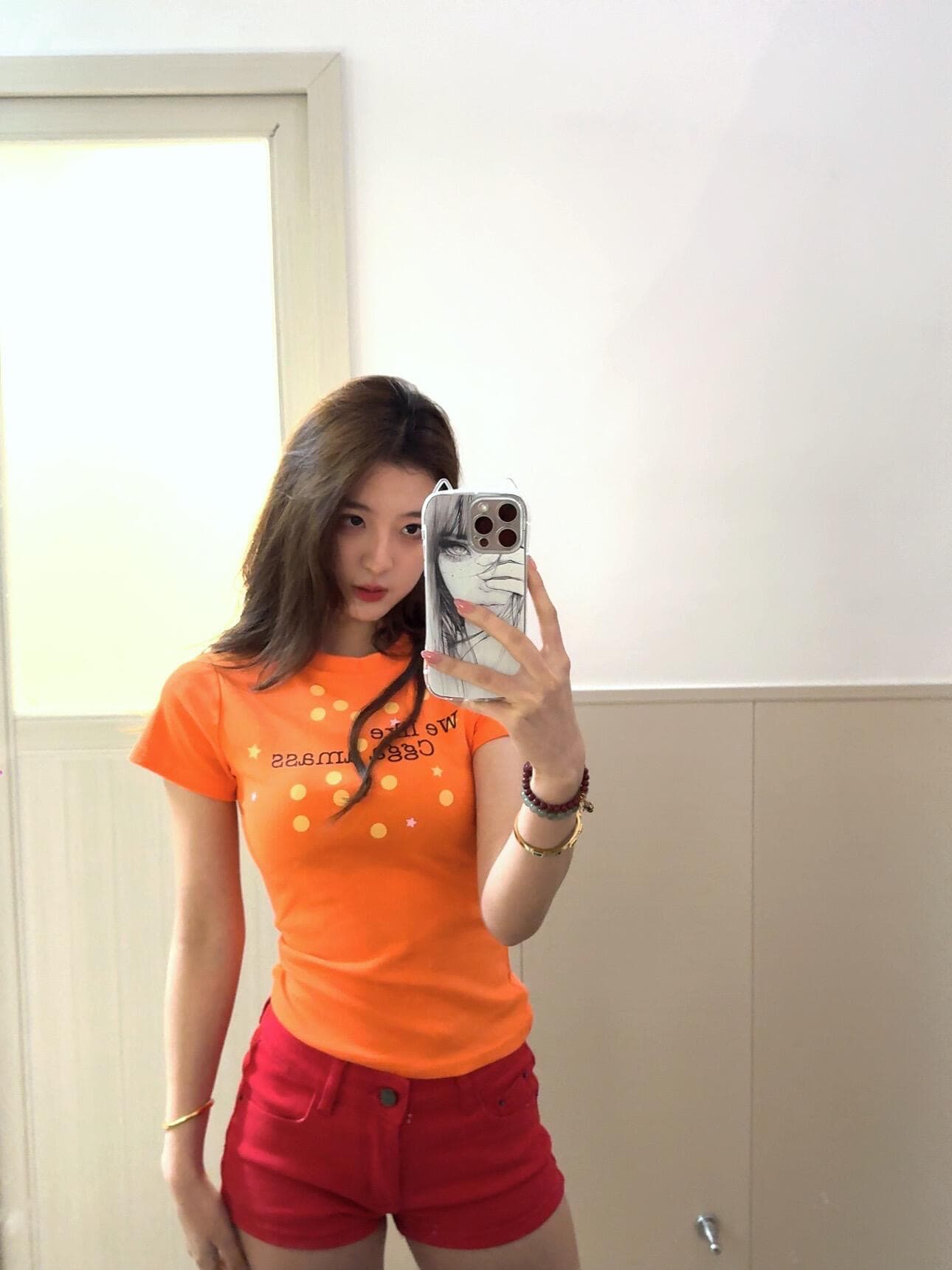 아메리칸 레트로 긍정적 인 어깨 라운드 넥 프린트 반팔 티셔츠 상세 이미지 4