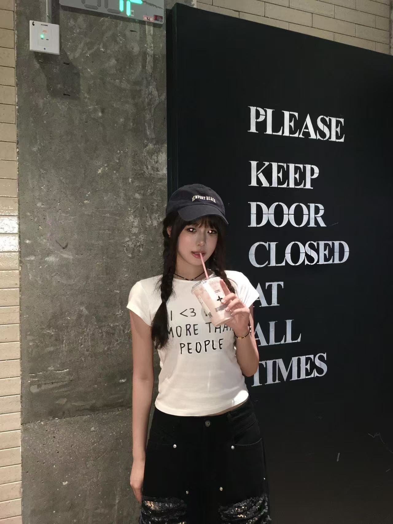 아메리칸 레트로 라운드 넥 긍정적 인 어깨 프린트 반팔 티셔츠 상세 이미지 3