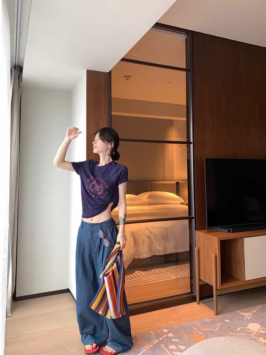 아메리칸 레트로 긍정적 인 어깨 라운드 넥 프린트 반팔 티셔츠 상세 이미지 4