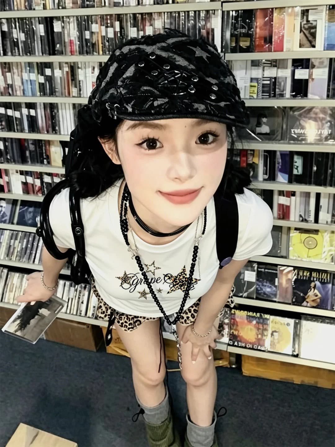 아메리칸 레트로 순면 몸매 가꾸기 긍정적 인 어깨 라운드 넥 프린트 반팔 티셔츠 이미지 4
