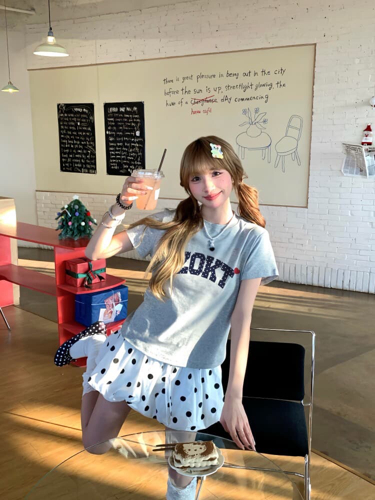 아메리칸 레트로 순면 몸매 가꾸기 긍정적 인 어깨 라운드 넥 프린트 반팔 티셔츠 이미지 4
