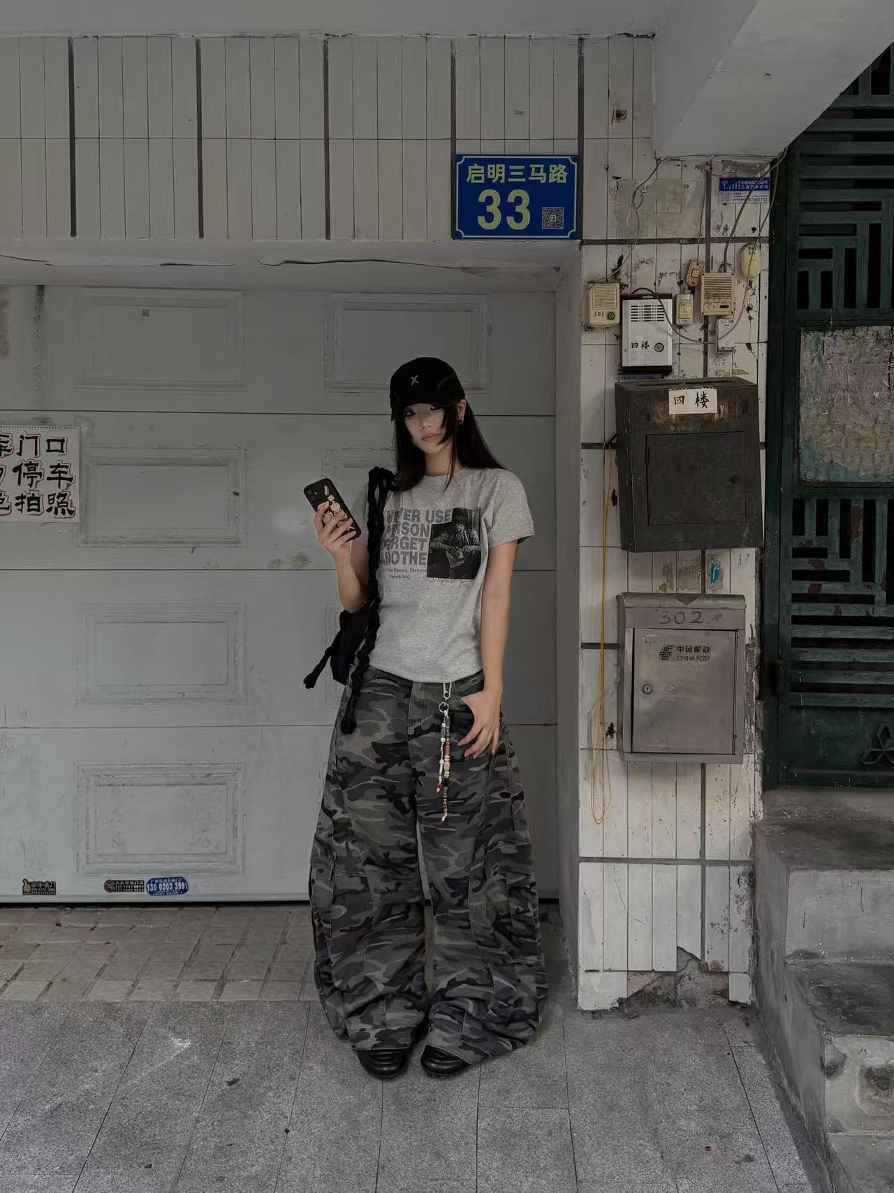아메리칸 레트로 순면 몸매 가꾸기 긍정적 인 어깨 라운드 넥 프린트 반팔 티셔츠 상세 이미지 1