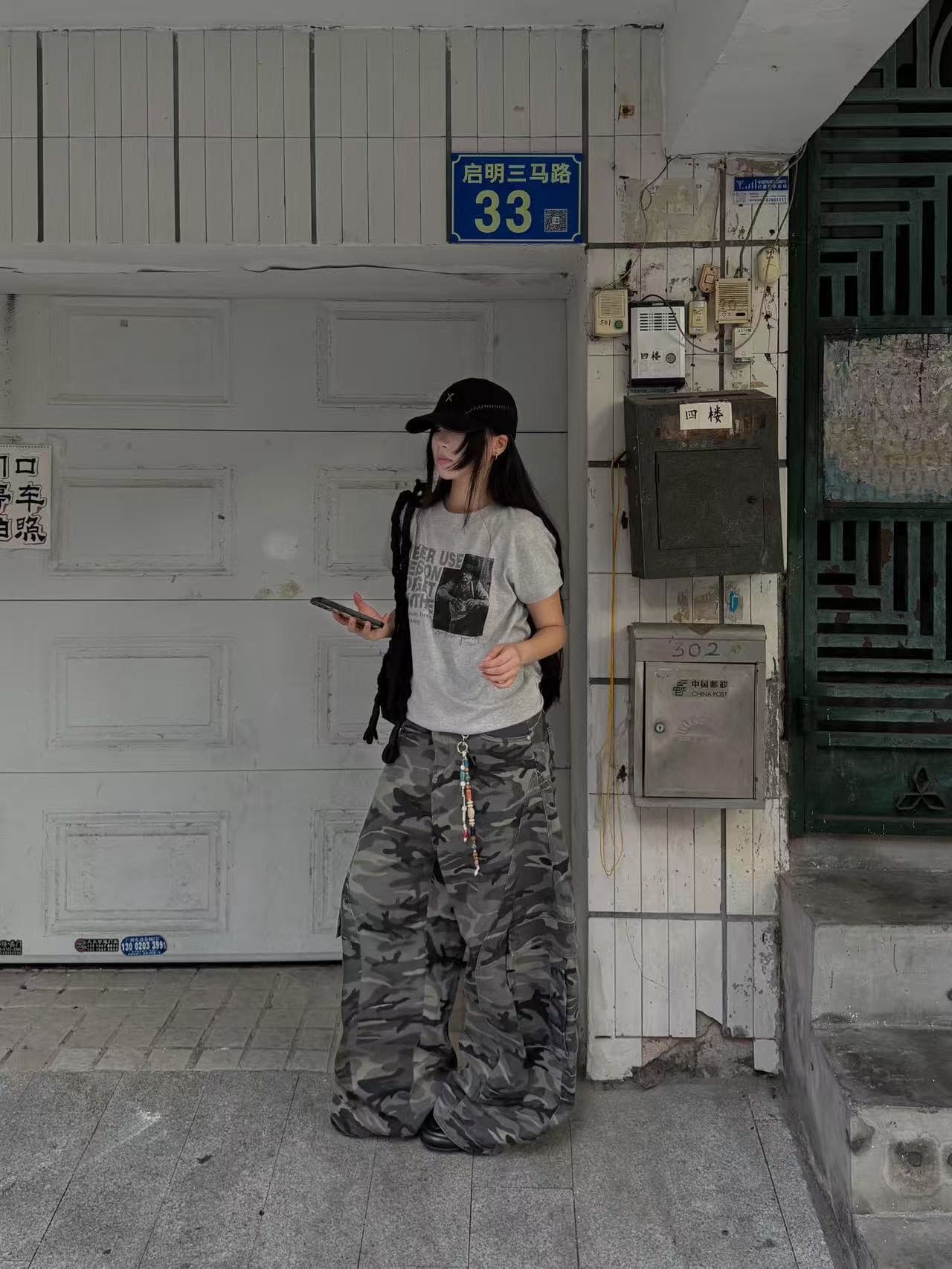 아메리칸 레트로 순면 몸매 가꾸기 긍정적 인 어깨 라운드 넥 프린트 반팔 티셔츠 상세 이미지 4