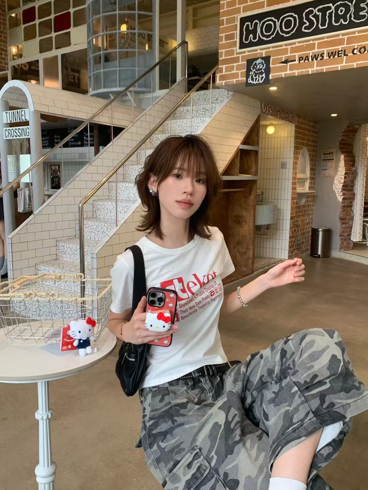 아메리칸 레트로 순면 몸매 가꾸기 긍정적 인 어깨 라운드 넥 프린트 반팔 티셔츠 이미지 2