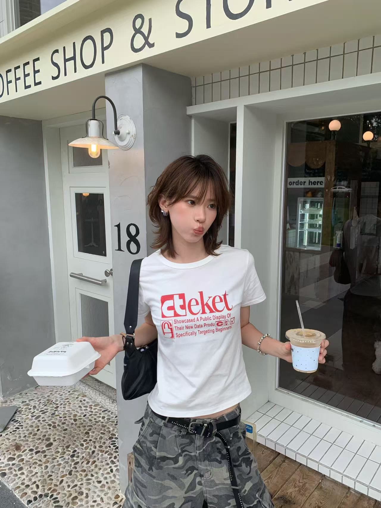 아메리칸 레트로 순면 몸매 가꾸기 긍정적 인 어깨 라운드 넥 프린트 반팔 티셔츠 이미지 3