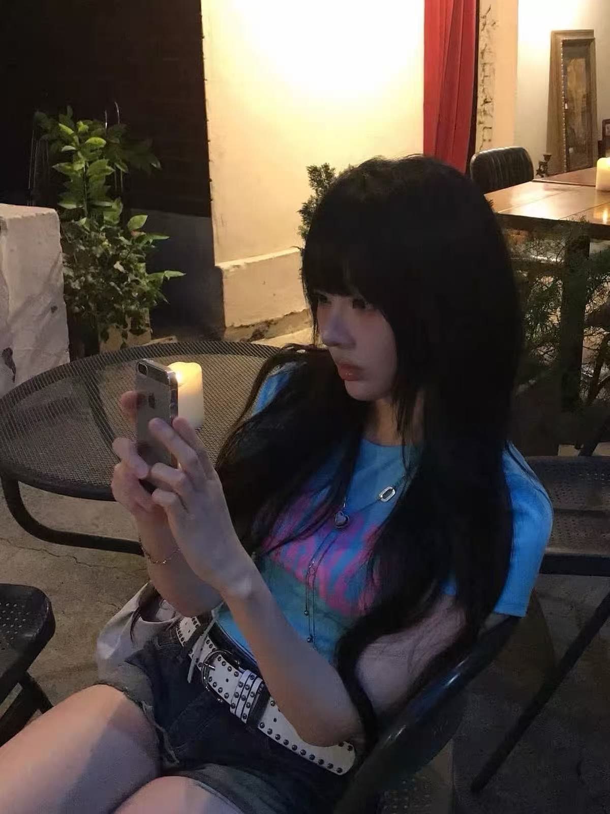아메리칸 레트로 순면 몸매 가꾸기 긍정적 인 어깨 라운드 넥 프린트 반팔 티셔츠 이미지 2